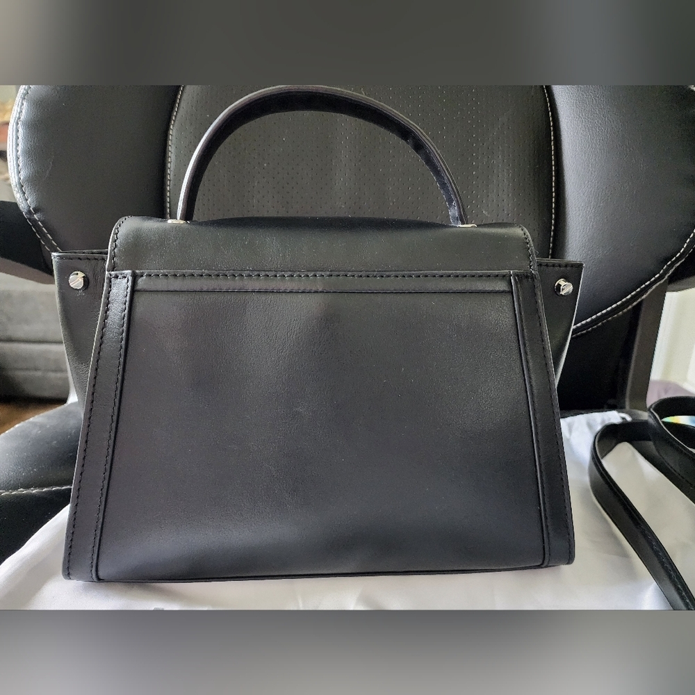 EUC Michael Kors Black satchel with dust‎ cover - Picture 2 of 9